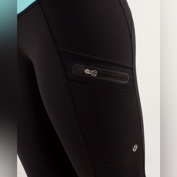 Lululemon Runnin' With My Homies Pant Color Black  / Angel Blue Size 6 EUC - Picture 8 of 16